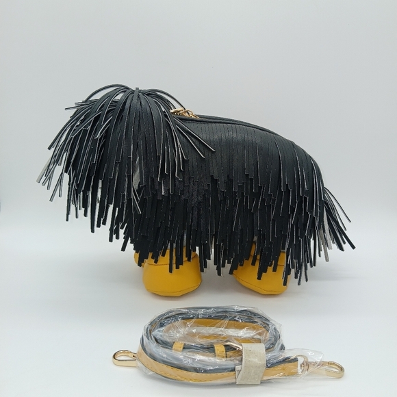 Avant Garde Faux Leather Dog Crossbody/Shoulder Handbag - Picture 2 of 4